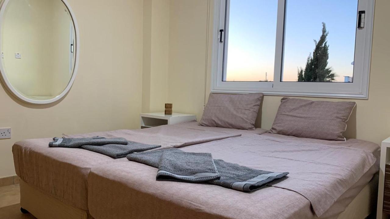 Moonlight Sea View Villa 아이아 나파 외부 사진